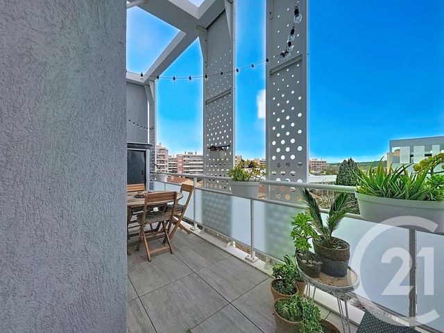 Appartement T4 à vendre - 4 pièces - 80.59 m2 - ISTRES - 13 - PROVENCE-ALPES-COTE-D-AZUR - Century 21 Cabinet Corvaja