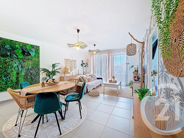 Appartement T4 à vendre - 4 pièces - 80.59 m2 - ISTRES - 13 - PROVENCE-ALPES-COTE-D-AZUR - Century 21 Cabinet Corvaja