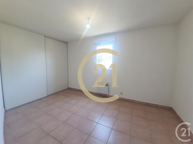 Afficher la photo en grand Appartement F3 à vendre - 3 pièces - 70.89 m2 - ISTRES - 13 - PROVENCE-ALPES-COTE-D-AZUR - Century 21 Cabinet Corvaja