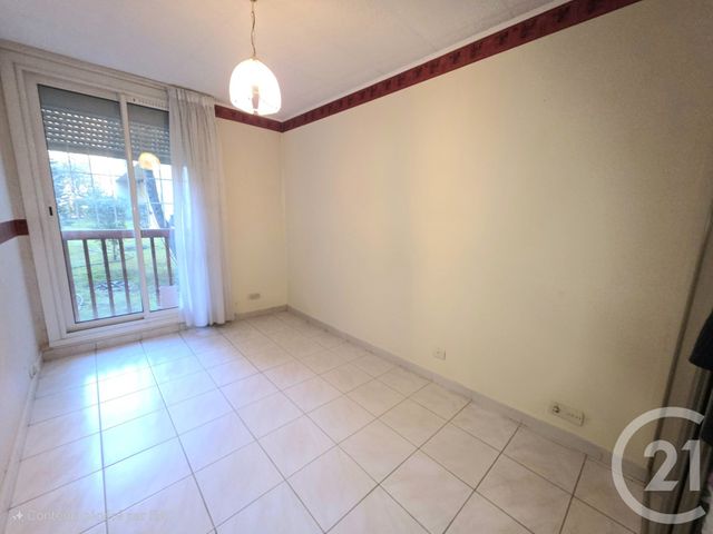 Appartement T4 à vendre - 4 pièces - 75.76 m2 - ISTRES - 13 - PROVENCE-ALPES-COTE-D-AZUR - Century 21 Cabinet Corvaja