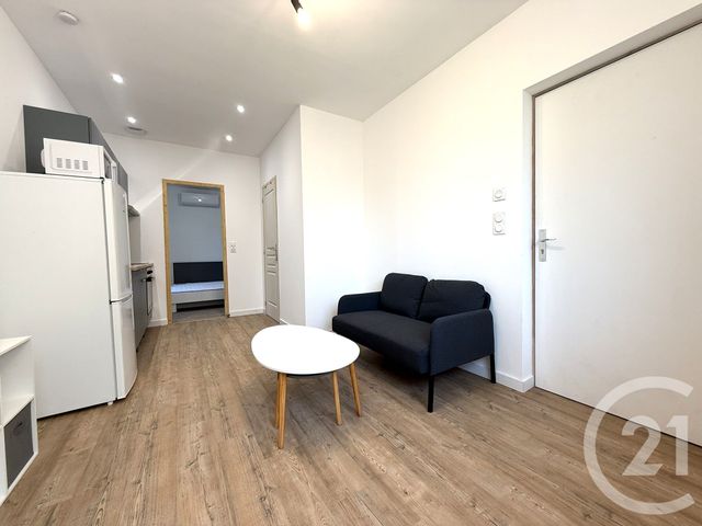 Appartement T2 à louer - 2 pièces - 26.31 m2 - ISTRES - 13 - PROVENCE-ALPES-COTE-D-AZUR - Century 21 Cabinet Corvaja