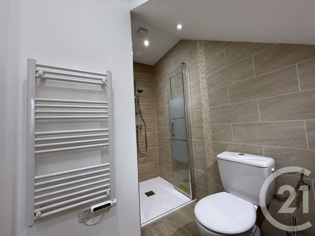 Appartement T2 à louer - 2 pièces - 26.31 m2 - ISTRES - 13 - PROVENCE-ALPES-COTE-D-AZUR - Century 21 Cabinet Corvaja