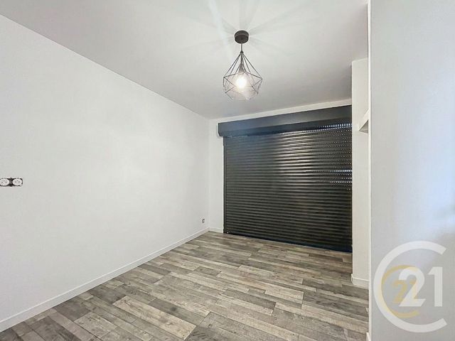 maison à vendre - 4 pièces - 144.0 m2 - ST MITRE LES REMPARTS - 13 - PROVENCE-ALPES-COTE-D-AZUR - Century 21 Cabinet Corvaja