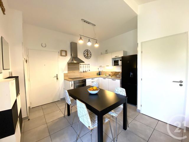 Appartement T2 à louer - 2 pièces - 39.1 m2 - MIRAMAS - 13 - PROVENCE-ALPES-COTE-D-AZUR - Century 21 Cabinet Corvaja