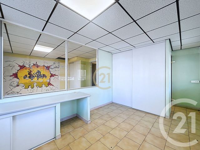 maison à vendre - 8 pièces - 250.98 m2 - ISTRES - 13 - PROVENCE-ALPES-COTE-D-AZUR - Century 21 Cabinet Corvaja