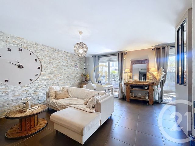 maison à vendre - 3 pièces - 67.0 m2 - ENTRESSEN - 13 - PROVENCE-ALPES-COTE-D-AZUR - Century 21 Cabinet Corvaja