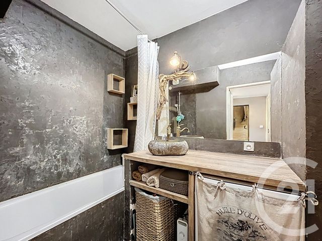 maison à vendre - 3 pièces - 67.0 m2 - ENTRESSEN - 13 - PROVENCE-ALPES-COTE-D-AZUR - Century 21 Cabinet Corvaja