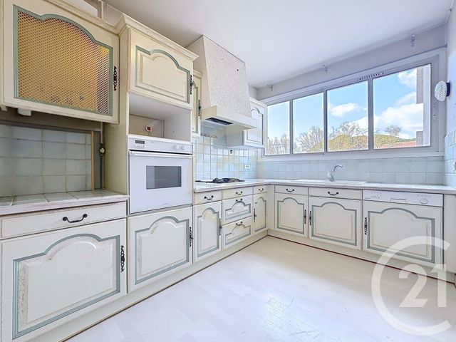 Appartement F4 à vendre - 4 pièces - 87.46 m2 - ISTRES - 13 - PROVENCE-ALPES-COTE-D-AZUR - Century 21 Cabinet Corvaja