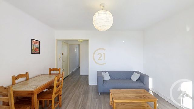Appartement T3 à louer - 3 pièces - 55.0 m2 - ISTRES - 13 - PROVENCE-ALPES-COTE-D-AZUR - Century 21 Cabinet Corvaja