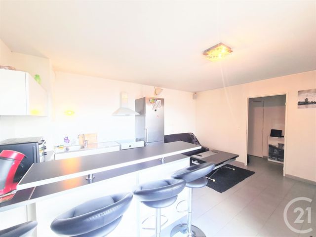 Appartement F2 à vendre - 2 pièces - 41.04 m2 - ISTRES - 13 - PROVENCE-ALPES-COTE-D-AZUR - Century 21 Cabinet Corvaja Appartement F2 à vendre - 2 pièces - 41.04 m2 - ISTRES - 13 - PROVENCE-ALPES-COTE-D-AZUR - Century 21 Cabinet Corvaja