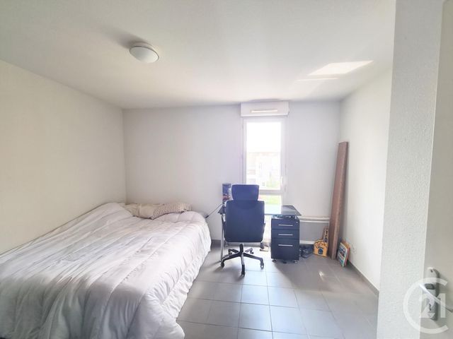 Appartement F2 à vendre - 2 pièces - 41.04 m2 - ISTRES - 13 - PROVENCE-ALPES-COTE-D-AZUR - Century 21 Cabinet Corvaja Appartement F2 à vendre - 2 pièces - 41.04 m2 - ISTRES - 13 - PROVENCE-ALPES-COTE-D-AZUR - Century 21 Cabinet Corvaja