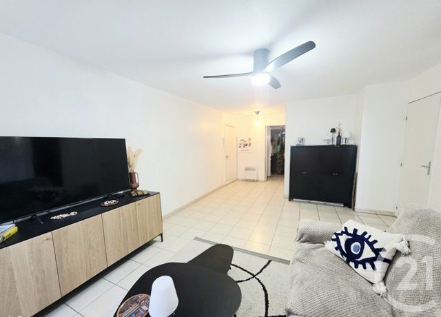 Appartement à vendre - 3 pièces - 57.32 m2 - ISTRES - 13 - PROVENCE-ALPES-COTE-D-AZUR - Century 21 Cabinet Corvaja