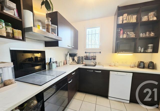 Appartement à vendre - 3 pièces - 57.32 m2 - ISTRES - 13 - PROVENCE-ALPES-COTE-D-AZUR - Century 21 Cabinet Corvaja