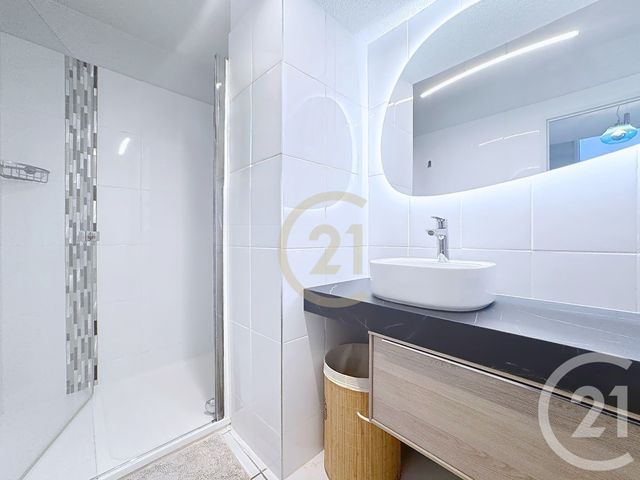 Appartement Duplex à vendre - 4 pièces - 100.94 m2 - ISTRES - 13 - PROVENCE-ALPES-COTE-D-AZUR - Century 21 Cabinet Corvaja