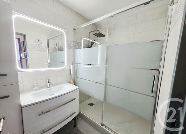 Appartement à vendre - 4 pièces - 79.17 m2 - ISTRES - 13 - PROVENCE-ALPES-COTE-D-AZUR - Century 21 Cabinet Corvaja