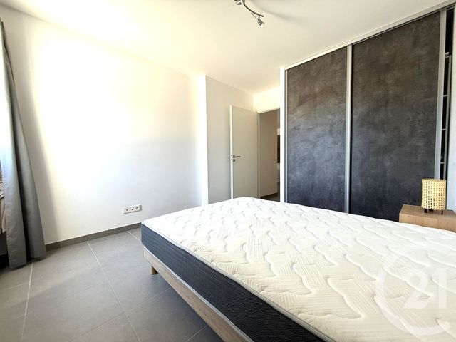 Appartement T2 à louer - 2 pièces - 38.34 m2 - ST CHAMAS - 13 - PROVENCE-ALPES-COTE-D-AZUR - Century 21 Cabinet Corvaja