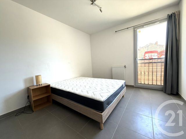 Appartement T2 à louer - 2 pièces - 38.34 m2 - ST CHAMAS - 13 - PROVENCE-ALPES-COTE-D-AZUR - Century 21 Cabinet Corvaja