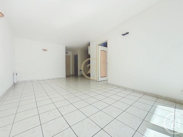 Appartement T2 à louer - 2 pièces - 46.41 m2 - ISTRES - 13 - PROVENCE-ALPES-COTE-D-AZUR - Century 21 Cabinet Corvaja