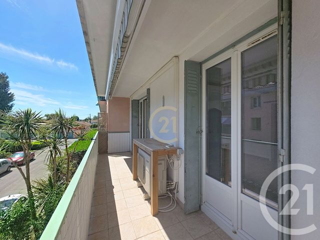 Appartement à vendre - 3 pièces - 69.71 m2 - ISTRES - 13 - PROVENCE-ALPES-COTE-D-AZUR - Century 21 Cabinet Corvaja