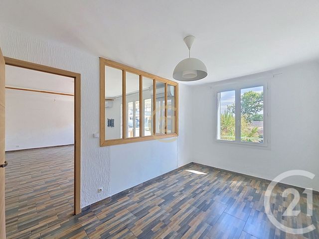 Appartement à vendre - 3 pièces - 69.71 m2 - ISTRES - 13 - PROVENCE-ALPES-COTE-D-AZUR - Century 21 Cabinet Corvaja