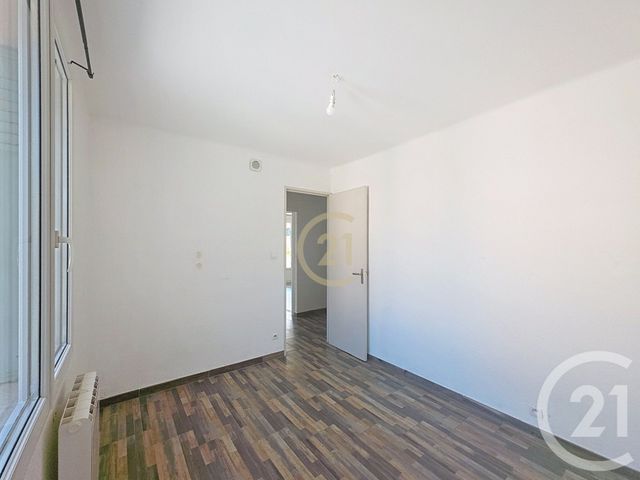 Appartement à vendre - 3 pièces - 69.71 m2 - ISTRES - 13 - PROVENCE-ALPES-COTE-D-AZUR - Century 21 Cabinet Corvaja