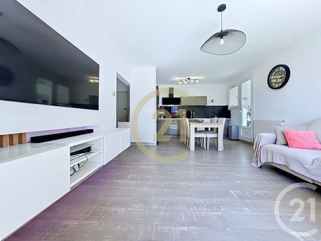 Appartement F3 à vendre - 3 pièces - 70.05 m2 - ISTRES - 13 - PROVENCE-ALPES-COTE-D-AZUR - Century 21 Cabinet Corvaja