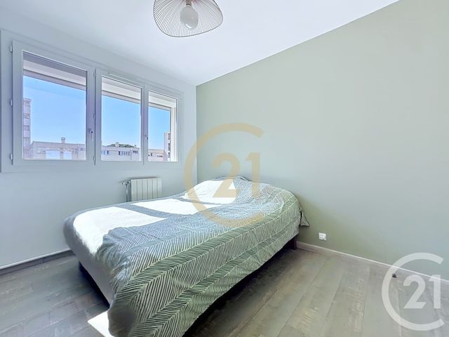 Appartement F3 à vendre - 3 pièces - 70.05 m2 - ISTRES - 13 - PROVENCE-ALPES-COTE-D-AZUR - Century 21 Cabinet Corvaja