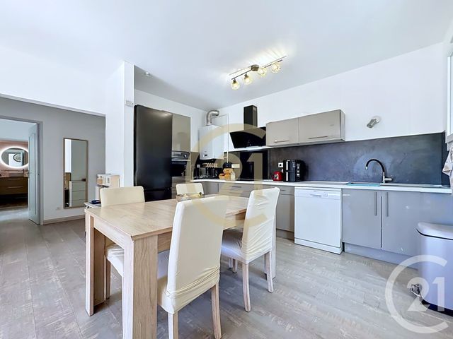 Appartement F3 à vendre - 3 pièces - 70.05 m2 - ISTRES - 13 - PROVENCE-ALPES-COTE-D-AZUR - Century 21 Cabinet Corvaja