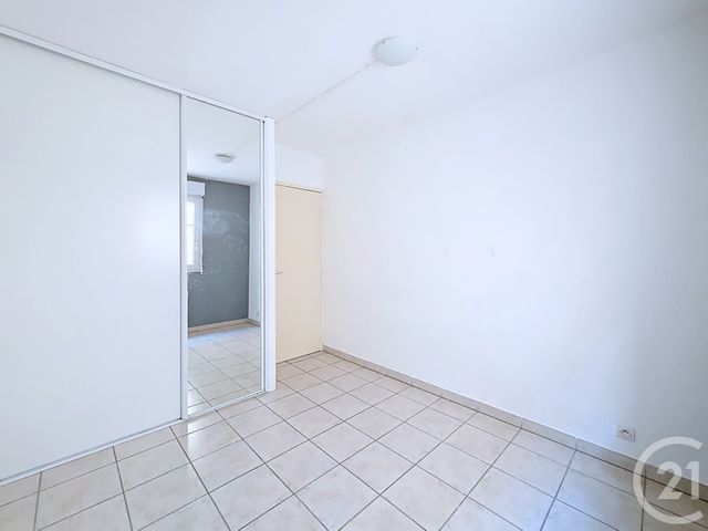 Appartement T3 à louer - 3 pièces - 54.29 m2 - ISTRES - 13 - PROVENCE-ALPES-COTE-D-AZUR - Century 21 Cabinet Corvaja