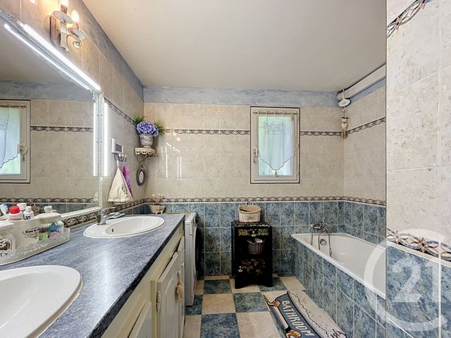 maison à vendre - 10 pièces - 305.0 m2 - MIRAMAS - 13 - PROVENCE-ALPES-COTE-D-AZUR - Century 21 Cabinet Corvaja
