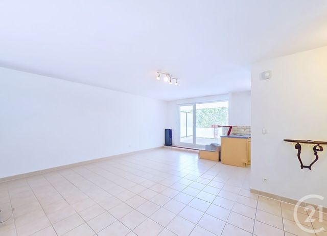 Appartement T4 à vendre - 4 pièces - 75.43 m2 - ISTRES - 13 - PROVENCE-ALPES-COTE-D-AZUR - Century 21 Cabinet Corvaja