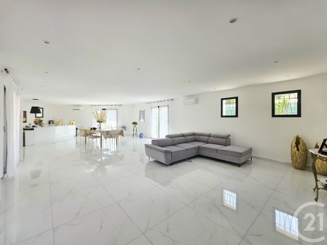 maison à vendre - 3 pièces - 141.0 m2 - ST MITRE LES REMPARTS - 13 - PROVENCE-ALPES-COTE-D-AZUR - Century 21 Cabinet Corvaja