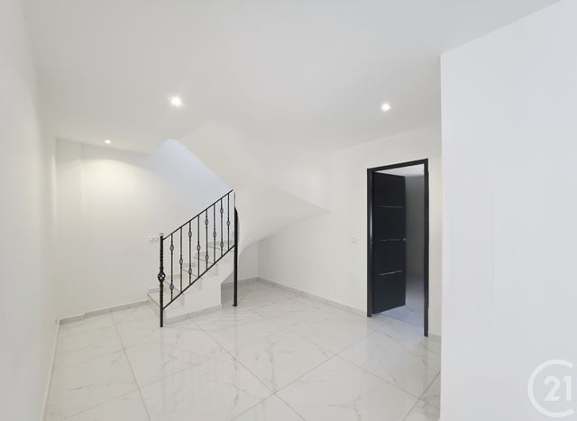 maison à vendre - 3 pièces - 141.0 m2 - ST MITRE LES REMPARTS - 13 - PROVENCE-ALPES-COTE-D-AZUR - Century 21 Cabinet Corvaja