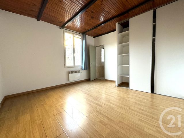 Appartement à louer - 2 pièces - 46.43 m2 - ISTRES - 13 - PROVENCE-ALPES-COTE-D-AZUR - Century 21 Cabinet Corvaja