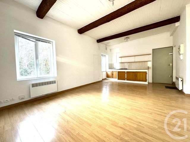 Appartement à louer - 2 pièces - 46.43 m2 - ISTRES - 13 - PROVENCE-ALPES-COTE-D-AZUR - Century 21 Cabinet Corvaja