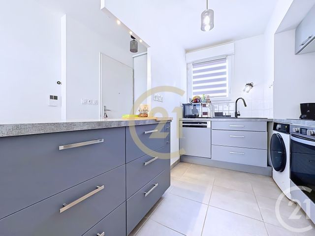 Appartement F3 à vendre - 3 pièces - 61.16 m2 - ISTRES - 13 - PROVENCE-ALPES-COTE-D-AZUR - Century 21 Cabinet Corvaja