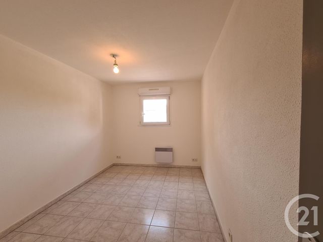 Appartement T2 à louer - 2 pièces - 45.97 m2 - ISTRES - 13 - PROVENCE-ALPES-COTE-D-AZUR - Century 21 Cabinet Corvaja