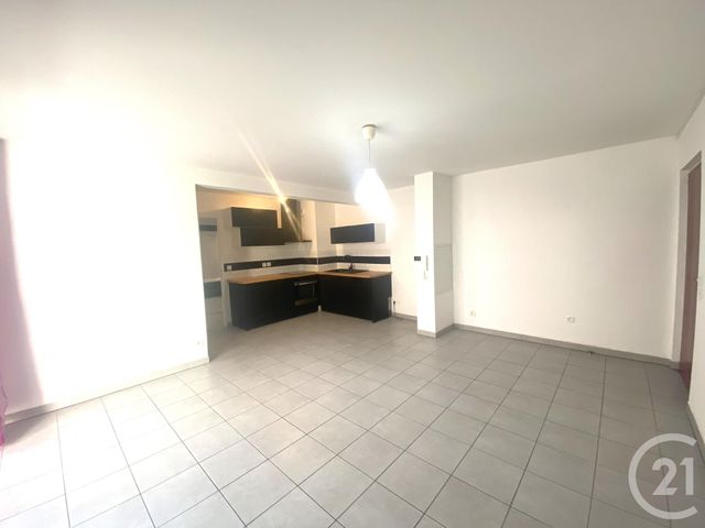Appartement T3 à louer - 3 pièces - 60.2 m2 - ISTRES - 13 - PROVENCE-ALPES-COTE-D-AZUR - Century 21 Cabinet Corvaja