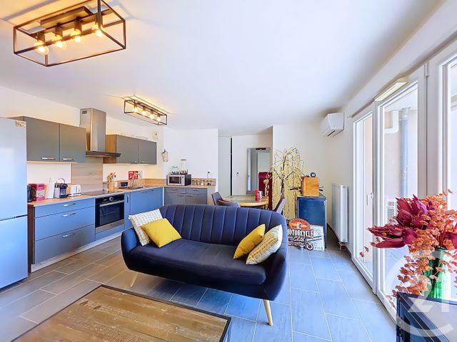 Appartement T3 à vendre - 3 pièces - 62.14 m2 - ISTRES - 13 - PROVENCE-ALPES-COTE-D-AZUR - Century 21 Cabinet Corvaja