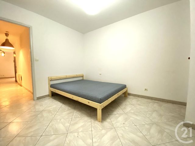 Appartement T3 à louer - 3 pièces - 51.8 m2 - ISTRES - 13 - PROVENCE-ALPES-COTE-D-AZUR - Century 21 Cabinet Corvaja