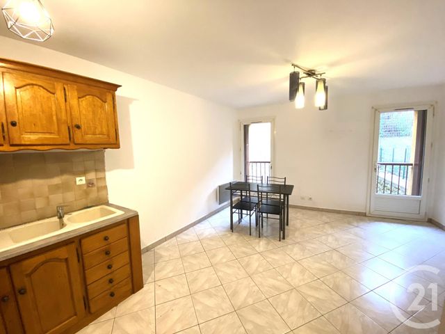 Appartement T3 à louer - 3 pièces - 51.8 m2 - ISTRES - 13 - PROVENCE-ALPES-COTE-D-AZUR - Century 21 Cabinet Corvaja