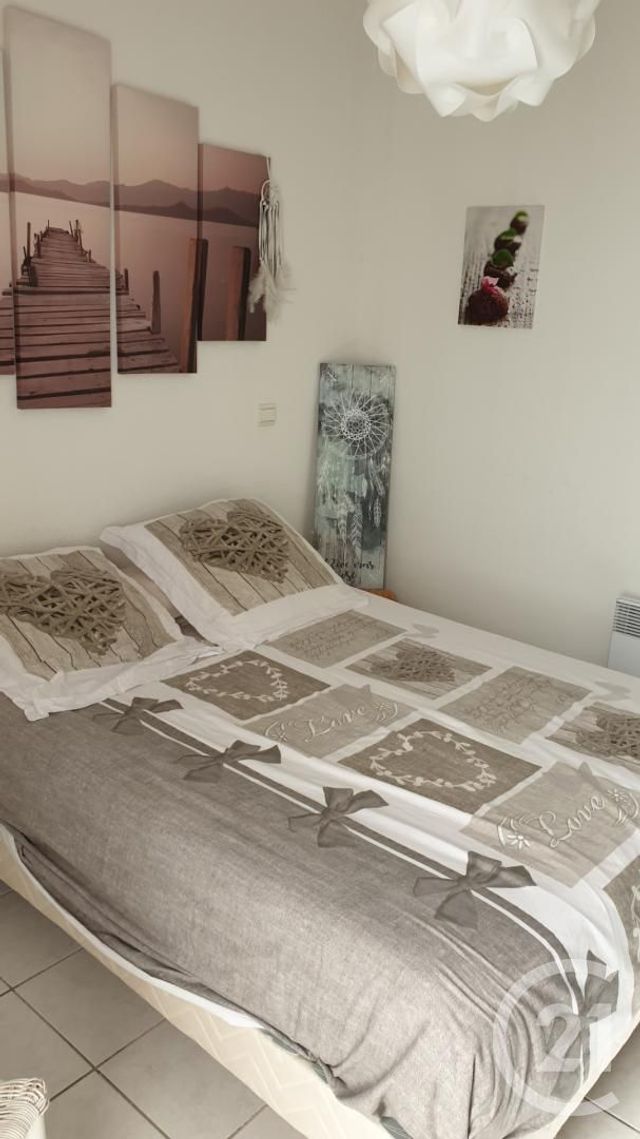 Appartement à louer - 3 pièces - 61.49 m2 - ISTRES - 13 - PROVENCE-ALPES-COTE-D-AZUR - Century 21 Cabinet Corvaja