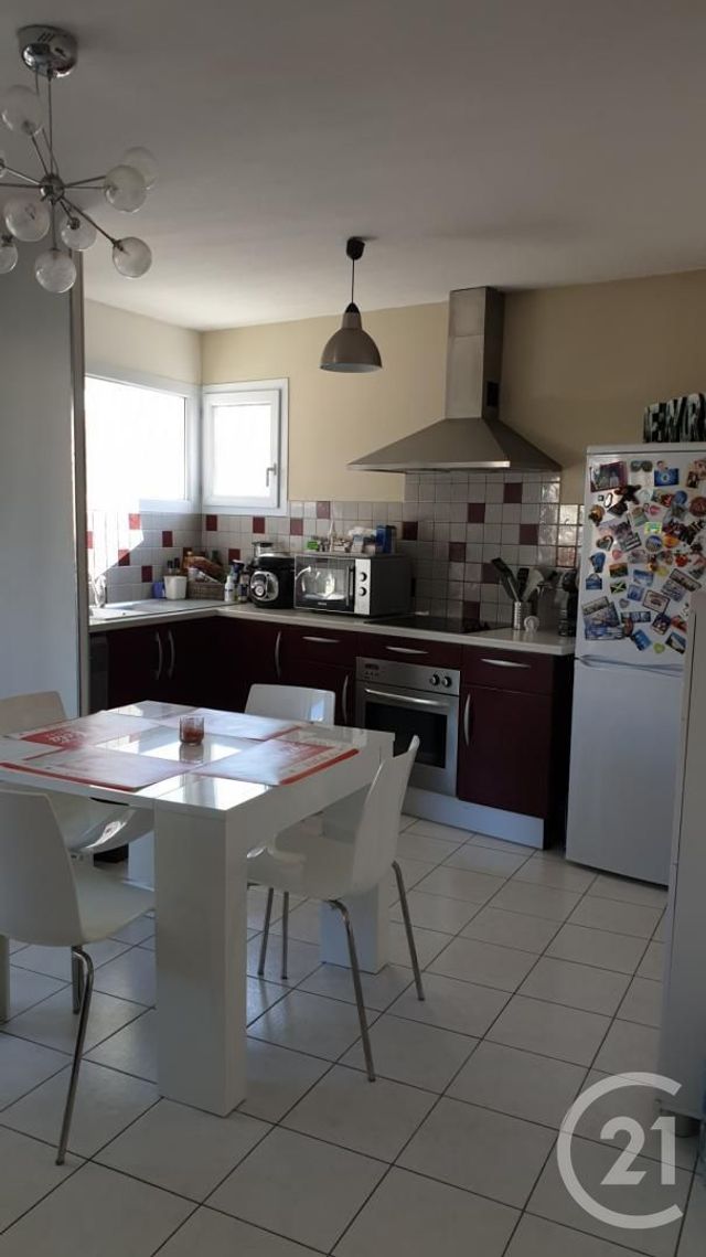 Appartement à louer - 3 pièces - 61.49 m2 - ISTRES - 13 - PROVENCE-ALPES-COTE-D-AZUR - Century 21 Cabinet Corvaja