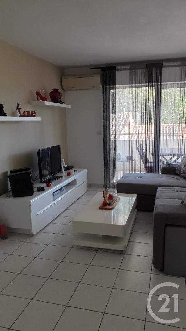 Appartement à louer - 3 pièces - 61.49 m2 - ISTRES - 13 - PROVENCE-ALPES-COTE-D-AZUR - Century 21 Cabinet Corvaja