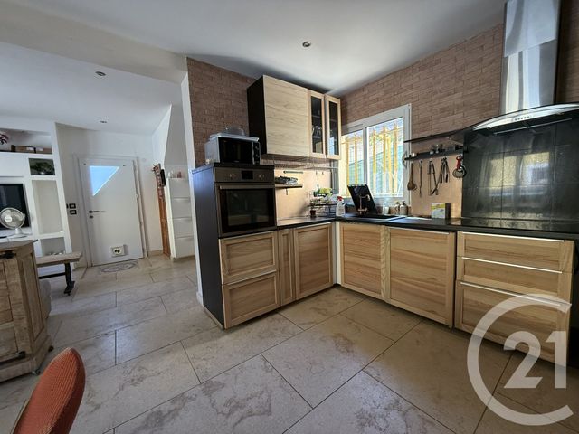 maison à louer - 3 pièces - 72.0 m2 - FOS SUR MER - 13 - PROVENCE-ALPES-COTE-D-AZUR - Century 21 Cabinet Corvaja