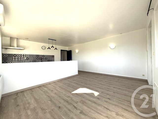 Appartement T3 à vendre - 3 pièces - 53.43 m2 - FOS SUR MER - 13 - PROVENCE-ALPES-COTE-D-AZUR - Century 21 Cabinet Corvaja