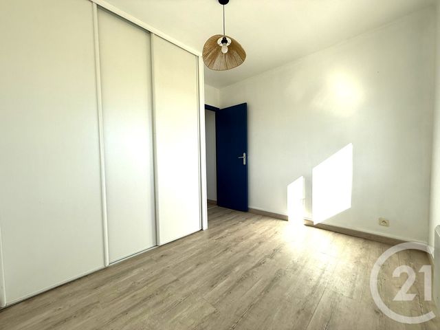 Appartement T3 à vendre - 3 pièces - 53.43 m2 - FOS SUR MER - 13 - PROVENCE-ALPES-COTE-D-AZUR - Century 21 Cabinet Corvaja