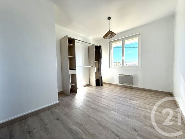 Appartement T3 à vendre - 3 pièces - 53.43 m2 - FOS SUR MER - 13 - PROVENCE-ALPES-COTE-D-AZUR - Century 21 Cabinet Corvaja