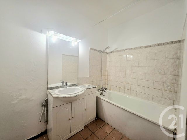 Appartement à vendre - 3 pièces - 65.84 m2 - ISTRES - 13 - PROVENCE-ALPES-COTE-D-AZUR - Century 21 Cabinet Corvaja