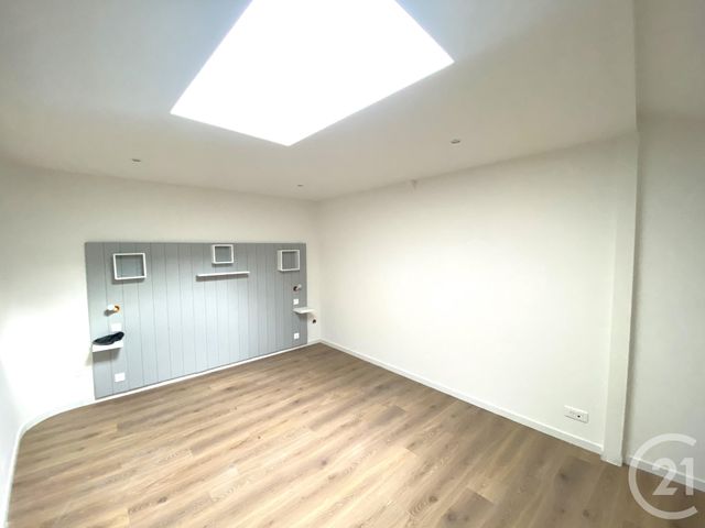 Appartement T4 à louer - 4 pièces - 98.55 m2 - ISTRES - 13 - PROVENCE-ALPES-COTE-D-AZUR - Century 21 Cabinet Corvaja